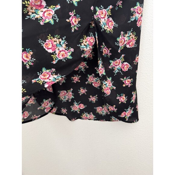 Decree Women's Black Floral Short Sleeve Chiffon Blouse Round Neck Size XL - Picture 3 of 10